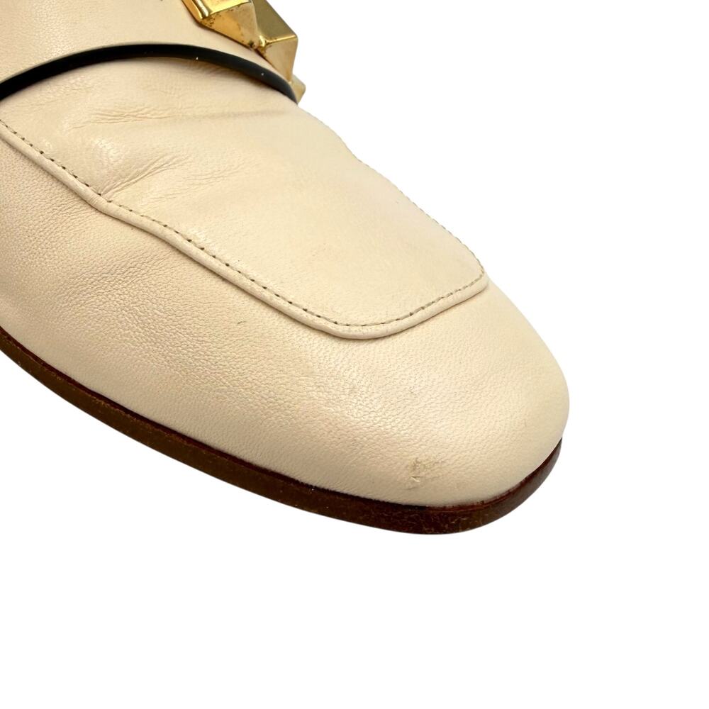Stuart Weitzman Wylie Pyramid Cream Leather Stud Folded Back Heel Loafers Flats - Picture 9 of 11